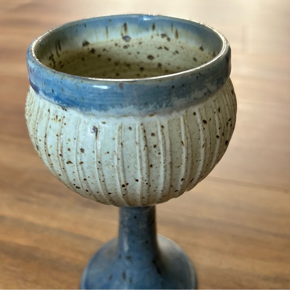 Vintage Studio Pottery Goblet Signed P86 Blue Speckled Stoneware Chalice 8” - Picture 7 of 7
